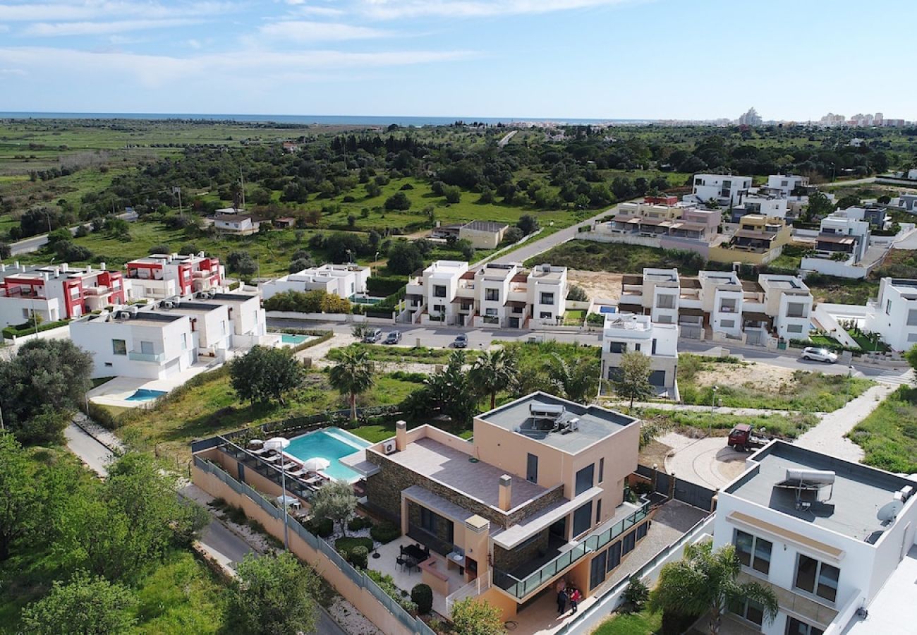 Villa en Alcantarilha - Villa Julimar