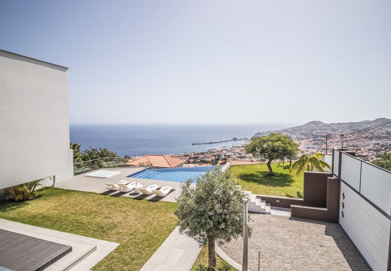 Villa à Funchal - Villa Bela