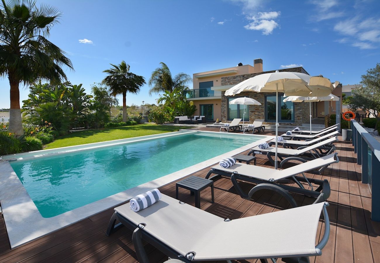 Villa em Alcantarilha - Villa Julimar