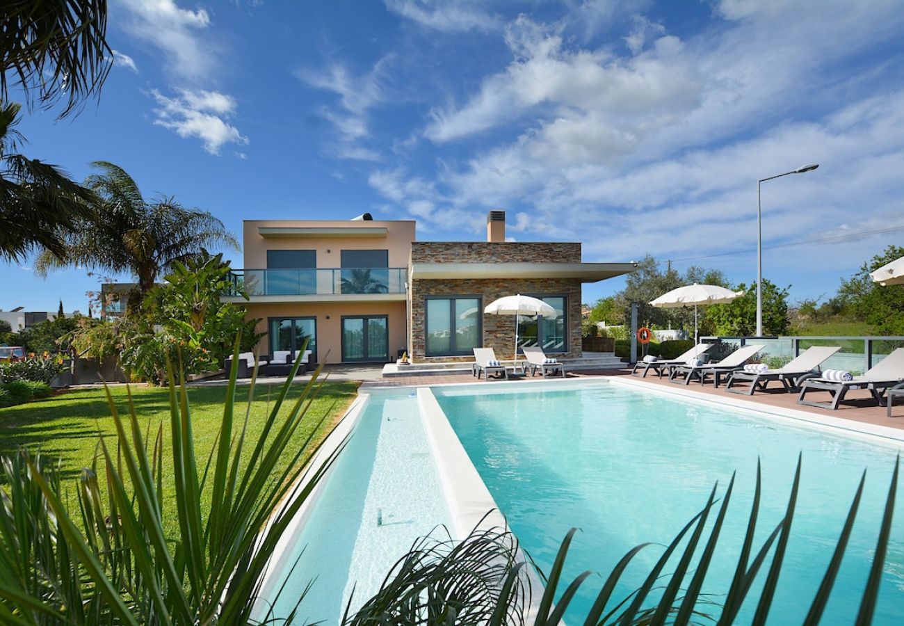 Villa em Alcantarilha - Villa Julimar